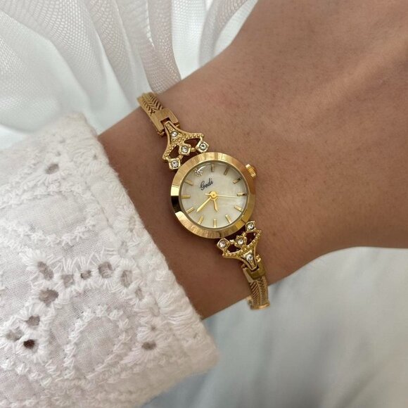 American Vintage Accessories - Sku 0438 gold mini watch cream pearl zircon stone +in a gift box stainless steel